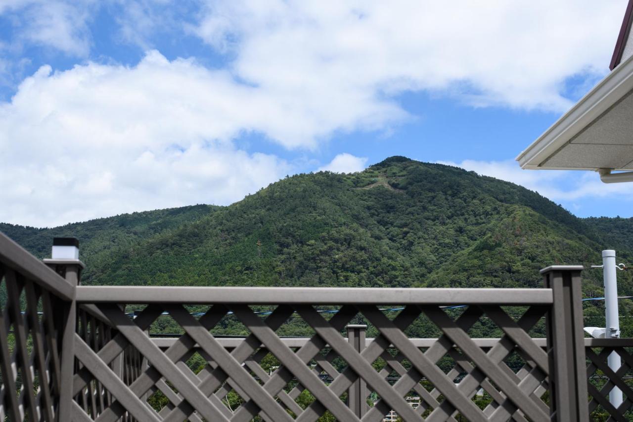 和光荘 Harmonious Light West Villa Hakone Exterior photo